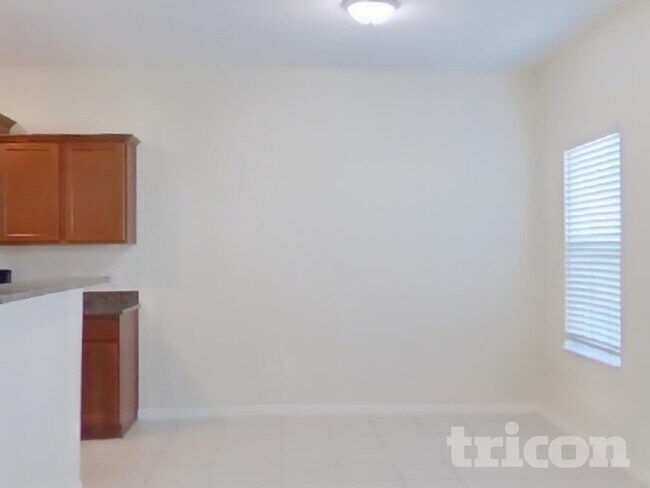 Foto del edificio - 640 Totem Trail Dr