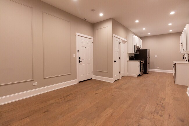 Foto del edificio - 3256 N Monticello Ave