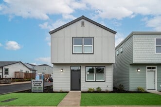 Building Photo - 2806 Crater Ln