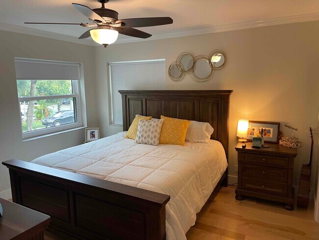 Master Bedroom - 615 NE 12th Ave