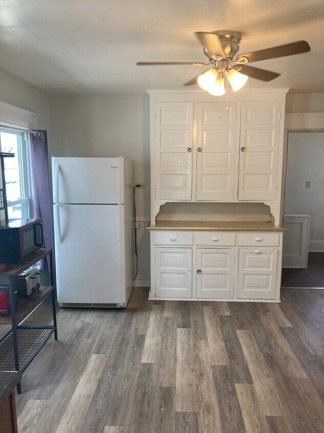 Foto principal - 817 Hess Ave