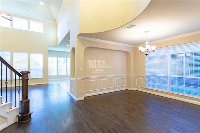 Building Photo - Gated Richwoods Home with Theater & Spacious Backyard for Rent