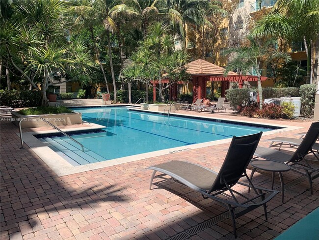 Foto del edificio - 6001 SW 70th St