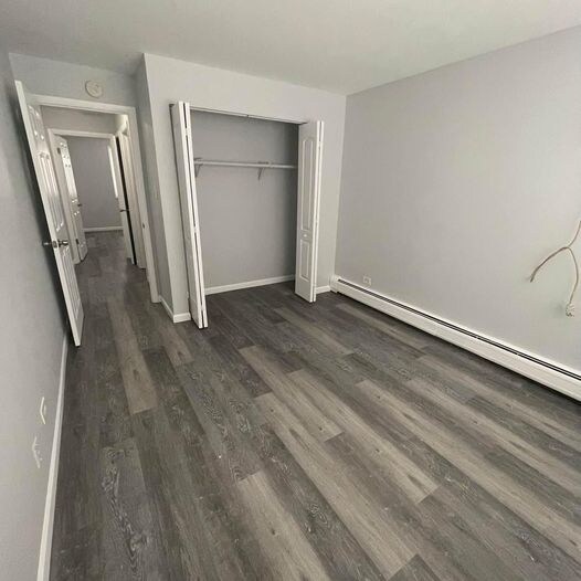 Foto del edificio - 17738 Commercial Ave