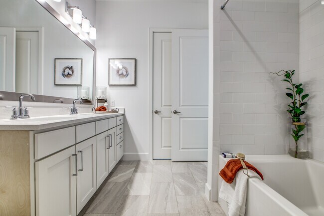 Building Photo - Move-In Special: One Month Free!
