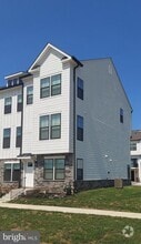 Building Photo - 296 Ensemble Wy