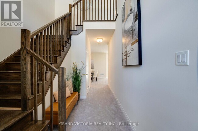 Photo du bâtiment - 100 Hitchman St