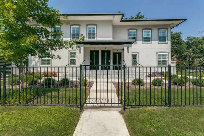 488-EO - 488-EO Apartment