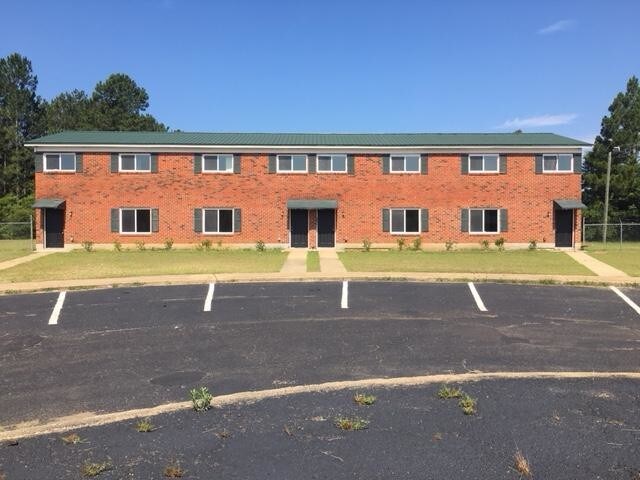 Primary Photo - 956 Houck St