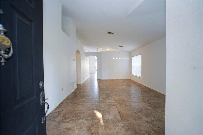 Building Photo - 5136 Sterling Manor Dr