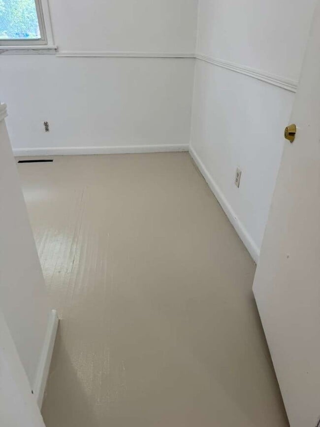 Foto del edificio - 3501 Bennett Ln