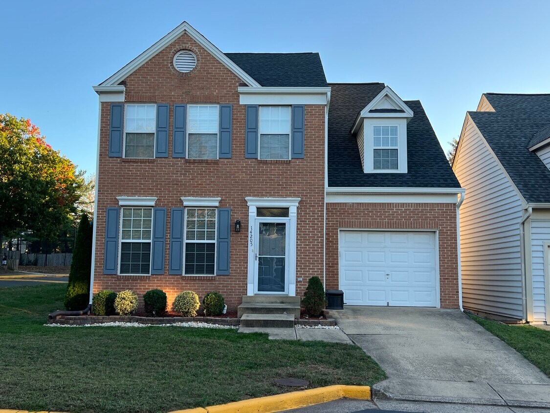 Foto principal - 14205 Brenham Dr