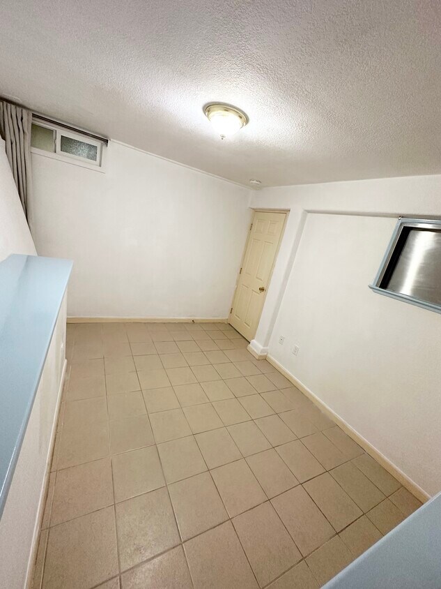 Foto del edificio - 366 Ralston St