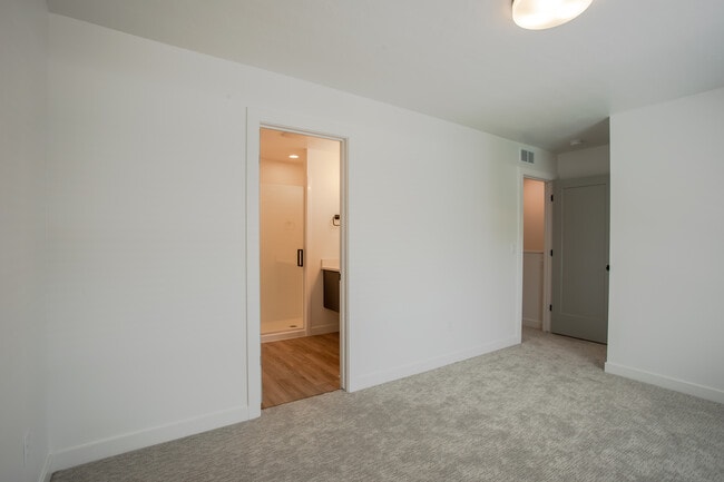Primary Bedroom - 493 W 620 N