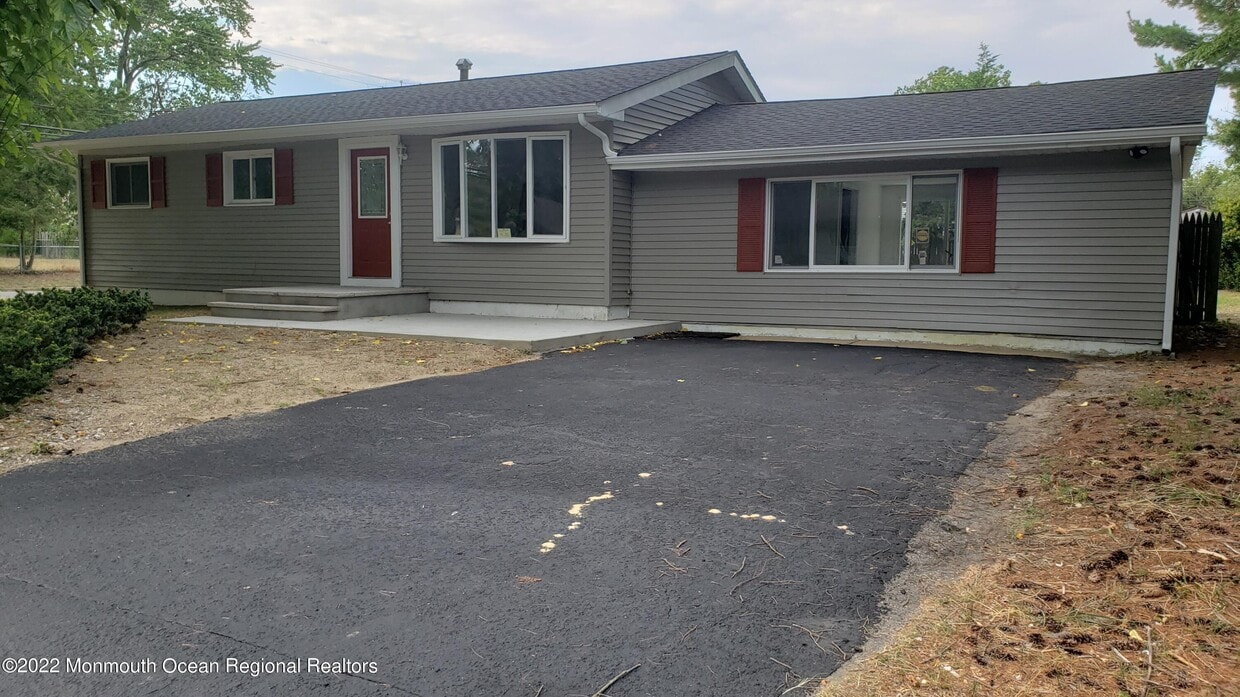 20 Castle Ave, Jackson Township, NJ 08527 House Rental in Jackson