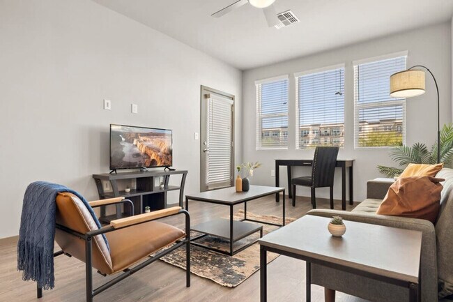 Building Photo - 7200 N 91st Ave