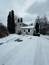 Building Photo - 1940 E Cedarwood Cir