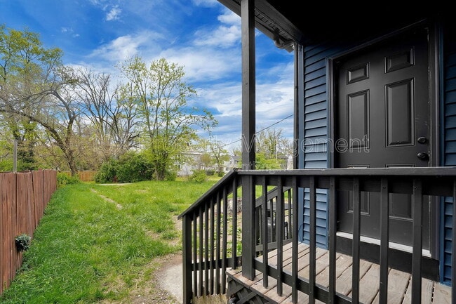 Building Photo - 555 Kimball Pl