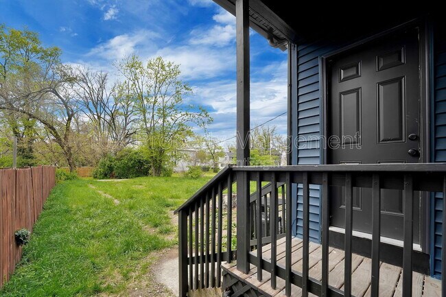 Foto del edificio - 555 Kimball Pl