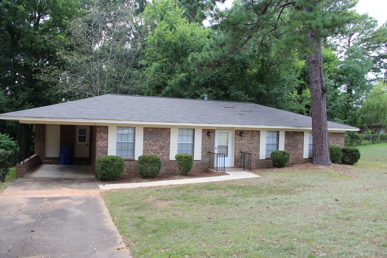 104 Julia St, Prattville, AL 36066 House Rental in Prattville, AL