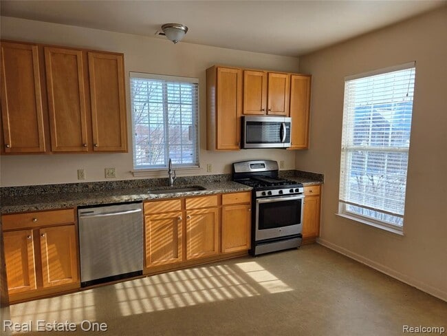 Building Photo - 1079 Alameda Blvd