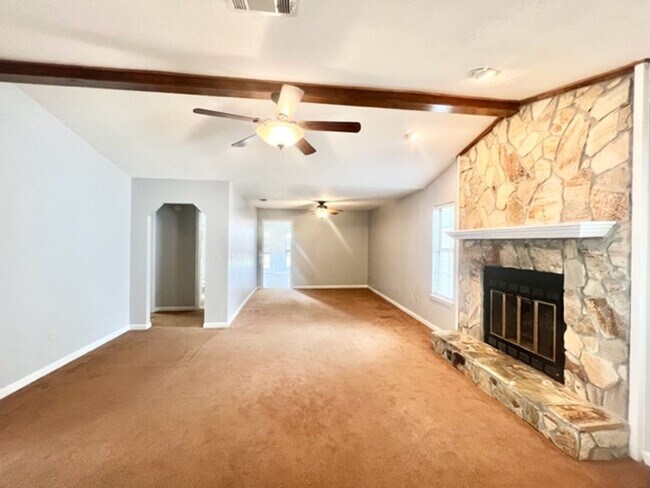 Building Photo - 205 McKinley St. Niceville, FL 32580