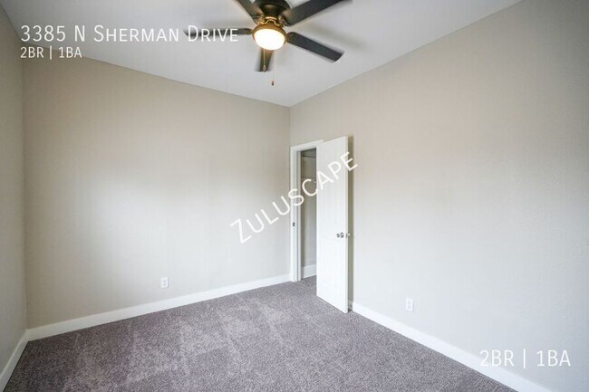Building Photo - 3385 N Sherman Dr