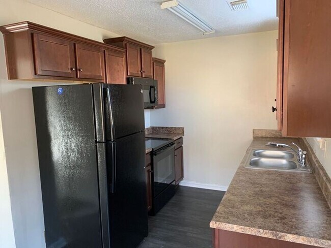 Foto del edificio - *11436-11438 Oak Arbor Way