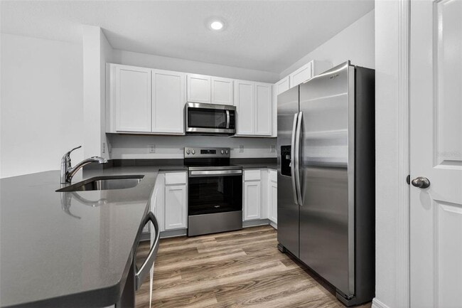 Building Photo - 31264 Paper Birch St