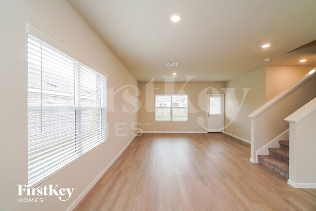 Foto del edificio - 15144 Maskette Ave