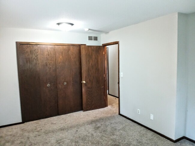 Foto del edificio - 3 Bedroom 2 Bath in Burnsville
