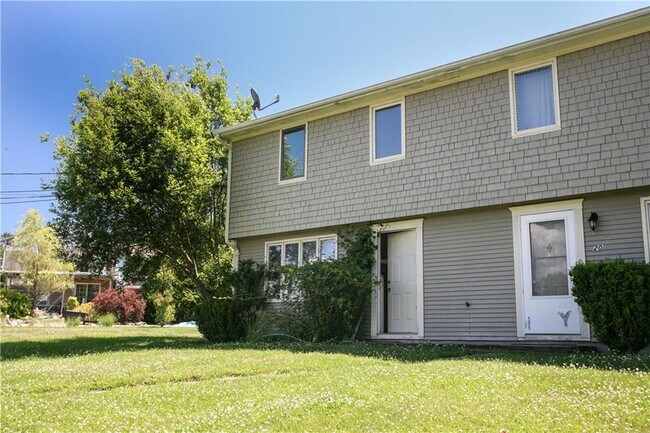 Building Photo - 20 Middlebridge Rd