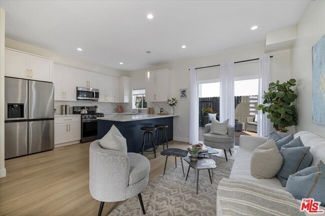 Foto del edificio - 5413 1/2 Homeside Ave