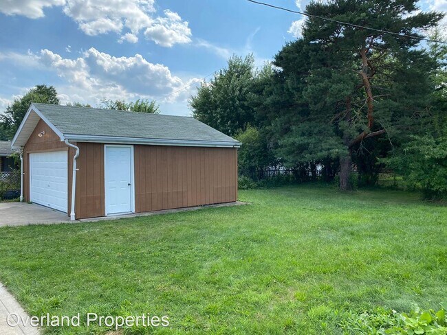 Building Photo - 4 br, 2 bath House - 1464 E 222nd St