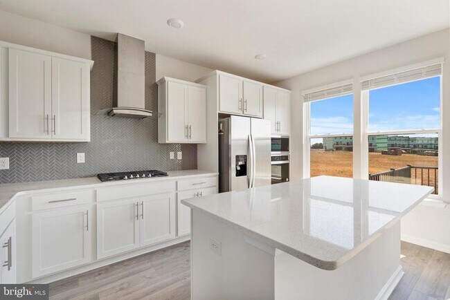 Building Photo - 856 Amity St