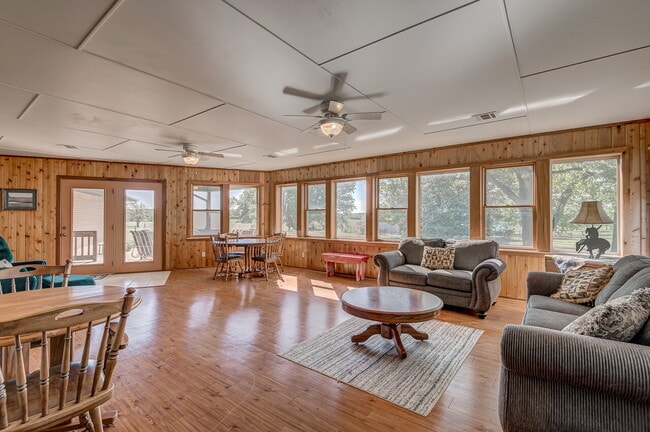 Photo - Beautiful country setting, but close to city limits. Apartment