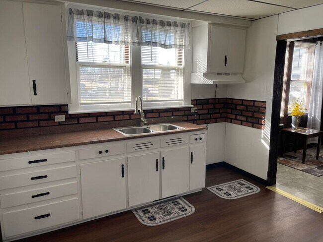 Foto del edificio - 104 E 23rd St