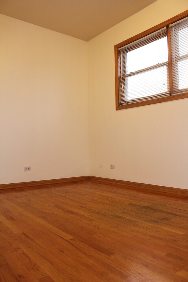 Foto del edificio - 2451 W Taylor St