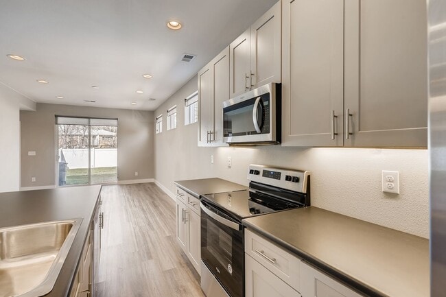 Photo - Beautiful 3-Bedroom Duplex Available in West Denver Townhome