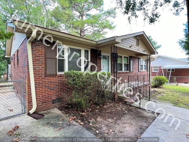 Building Photo - 332 Tomentosa Dr, Columbia, SC 29209
