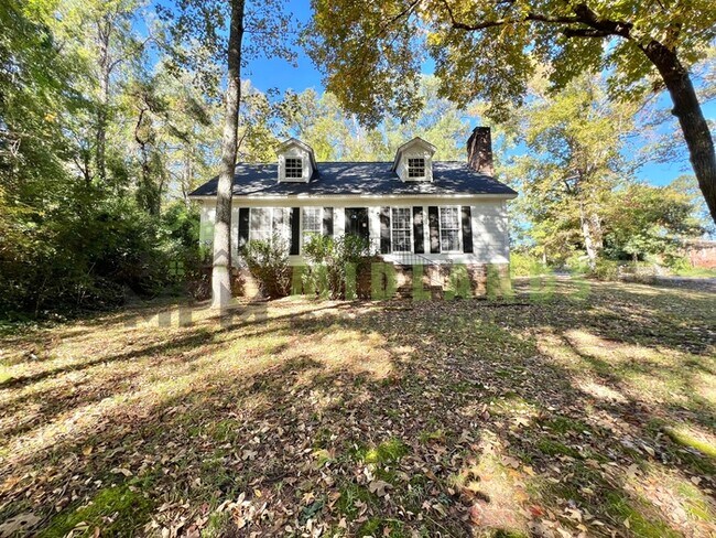 Foto del edificio - 6101 McMillan Cir