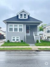 Building Photo - 4438 N Austin Ave