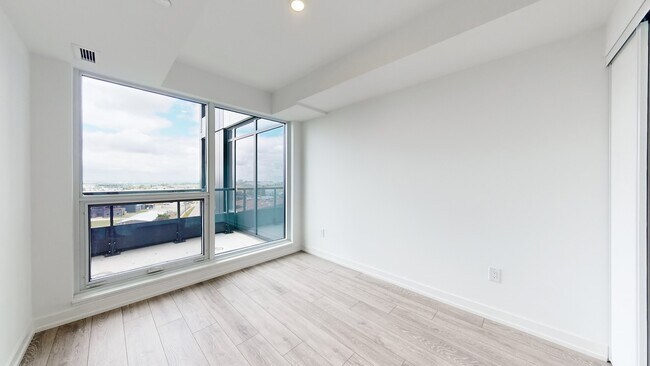 Photo du bâtiment - 1100 Sheppard Av W