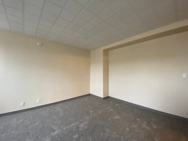 Foto del interior - 1233 Marshall / 1222-36 Cass