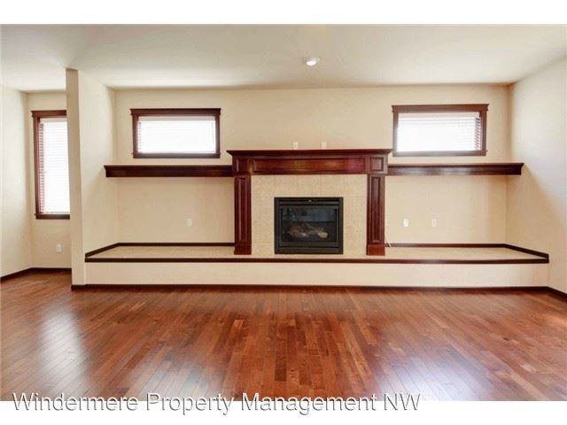 Building Photo - 10936 Paine Field Way
