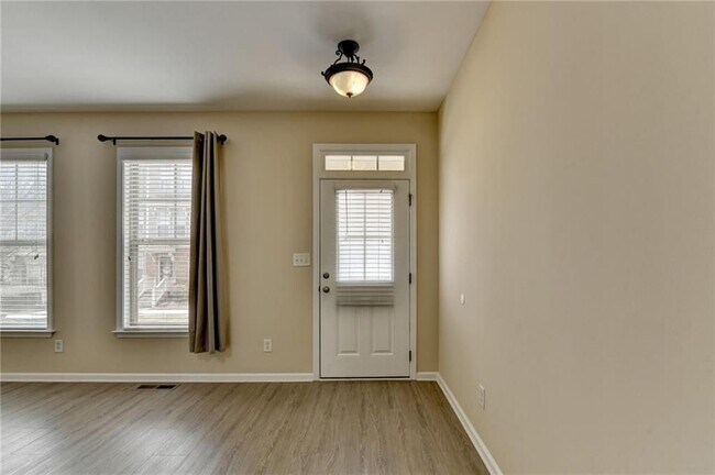 Foto del edificio - 4406 Village Field Place