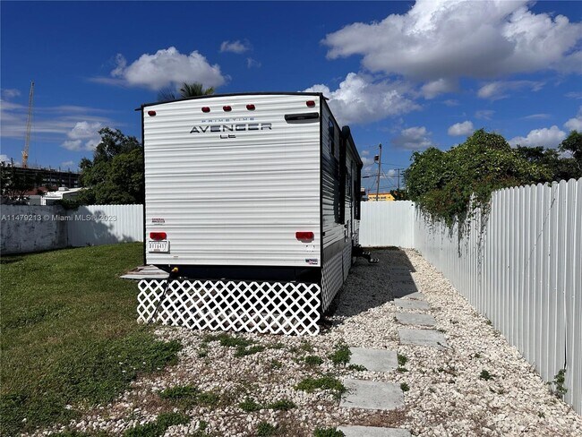 Foto del edificio - 11545 SW 215th St