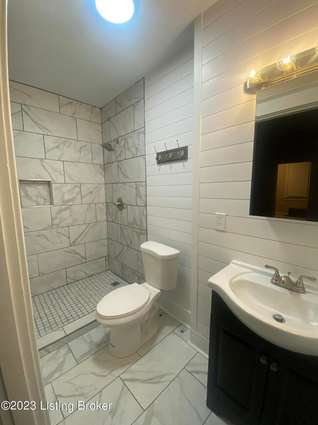 Building Photo - 608 Eastern Pkwy