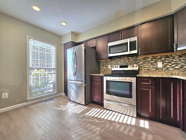 Foto del edificio - 7664 Northern Oaks Ct