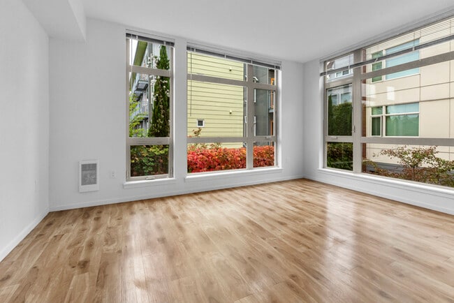 Building Photo - The Hayes on Stone Way